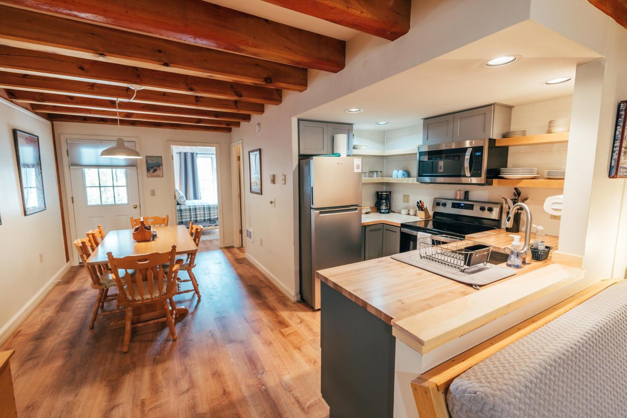 Newly Renovated & Furnished Condo, Only 3 Min To Sunday River! Bethel Buitenkant foto