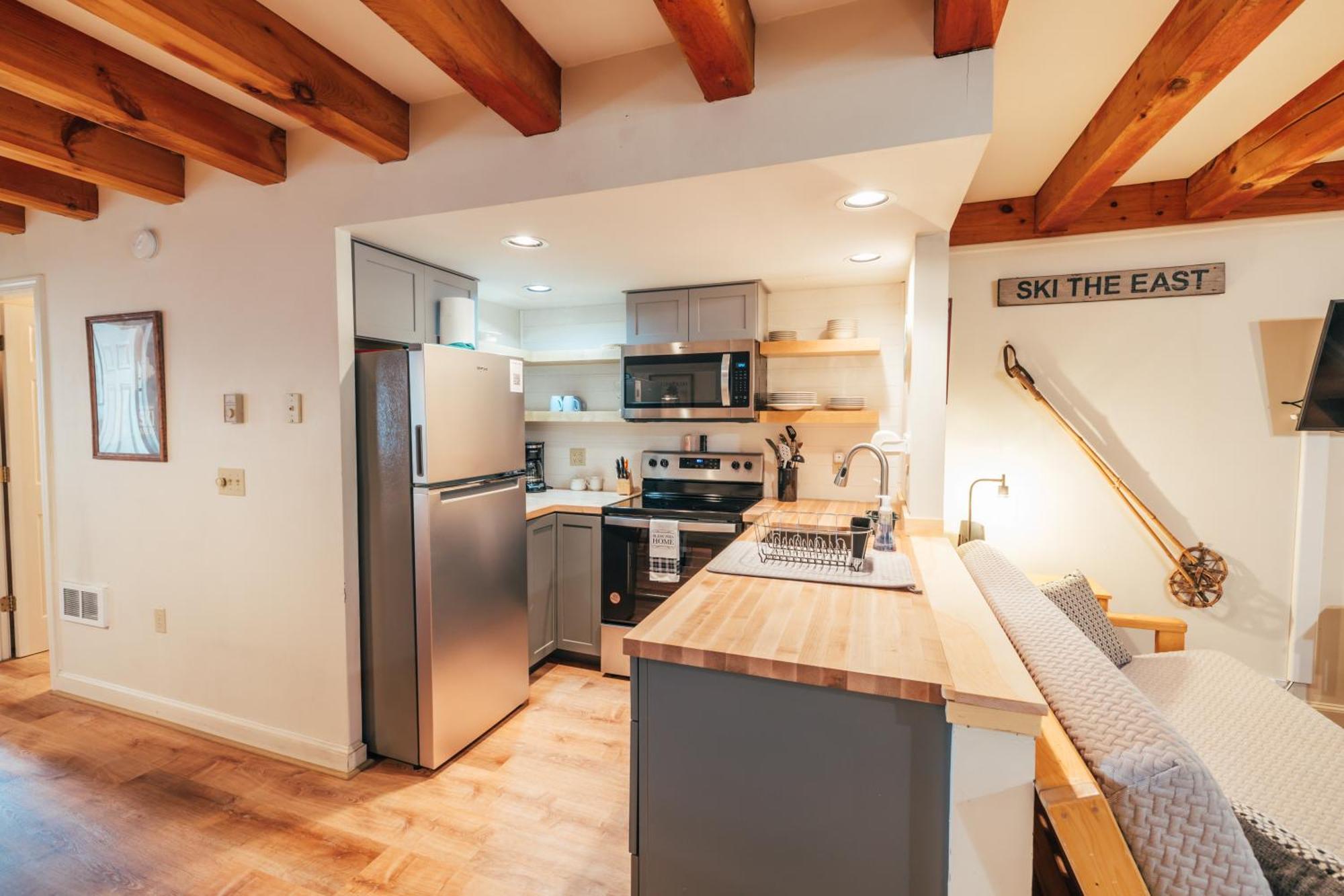 Newly Renovated & Furnished Condo, Only 3 Min To Sunday River! Bethel Buitenkant foto
